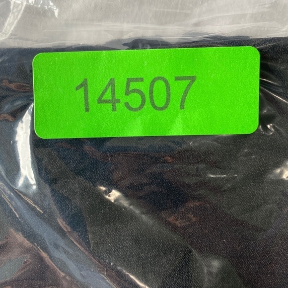 Moffi Women's Black Pull On Stretchy Capri‎ Pants with Lace Accents Size XXL - Picture 11 of 11